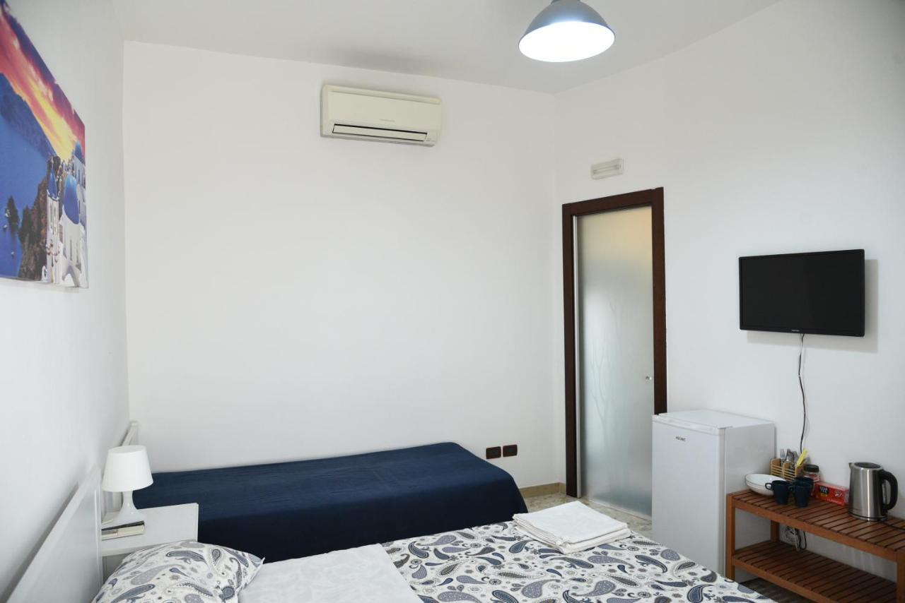 Hotel Corte Trecantaia 11 Holiday à Bari Extérieur photo